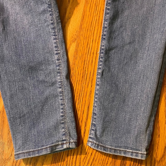 Express Stella Low Rise Legging Style Light Wash Jeans Womens Size 8 Regular - Picture 8 of 11